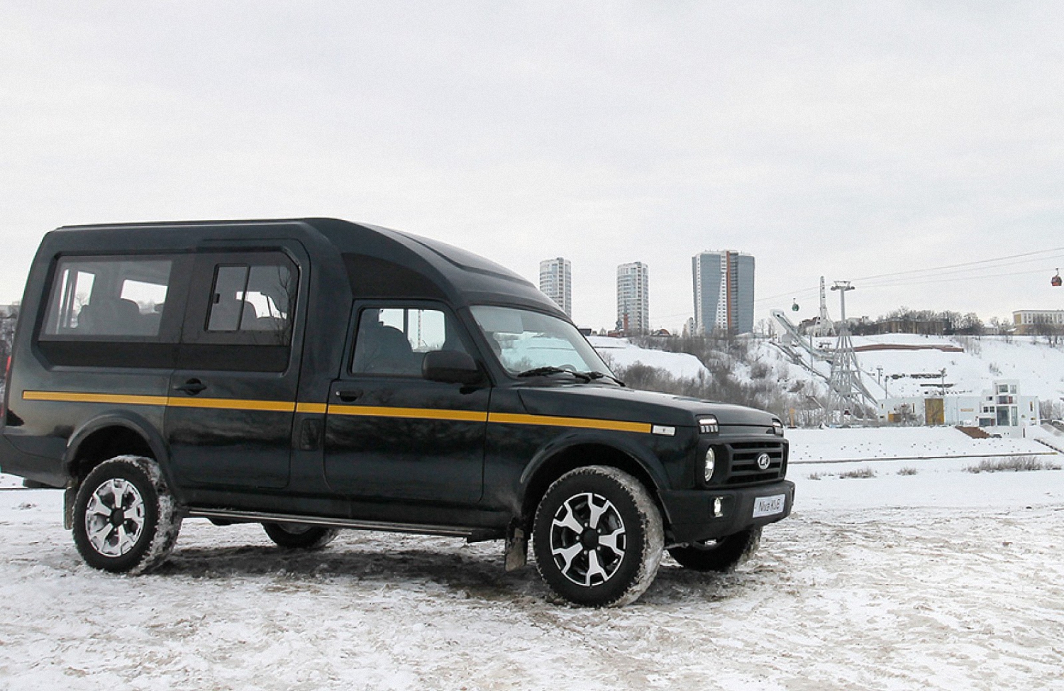 Пассажирский фургон 8 мест Lada Niva Kub — фото 2